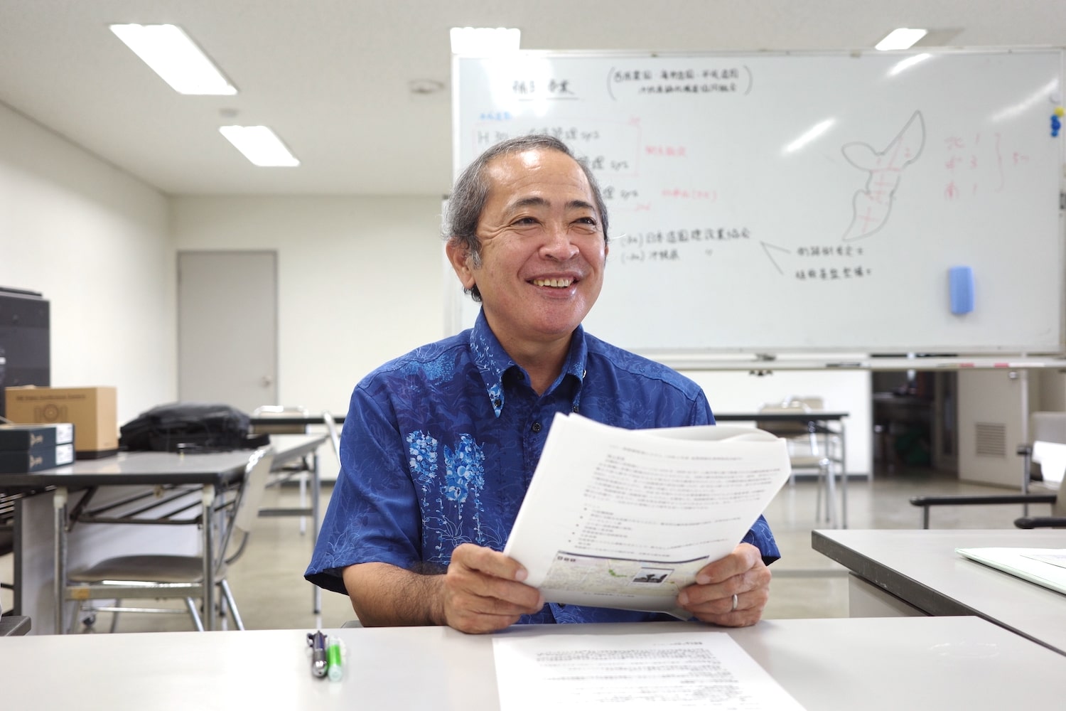 有限会社西原農園代表取締役・沖縄県緑化種苗協同組合理事長の下地浩之（しもじひろゆき）さん