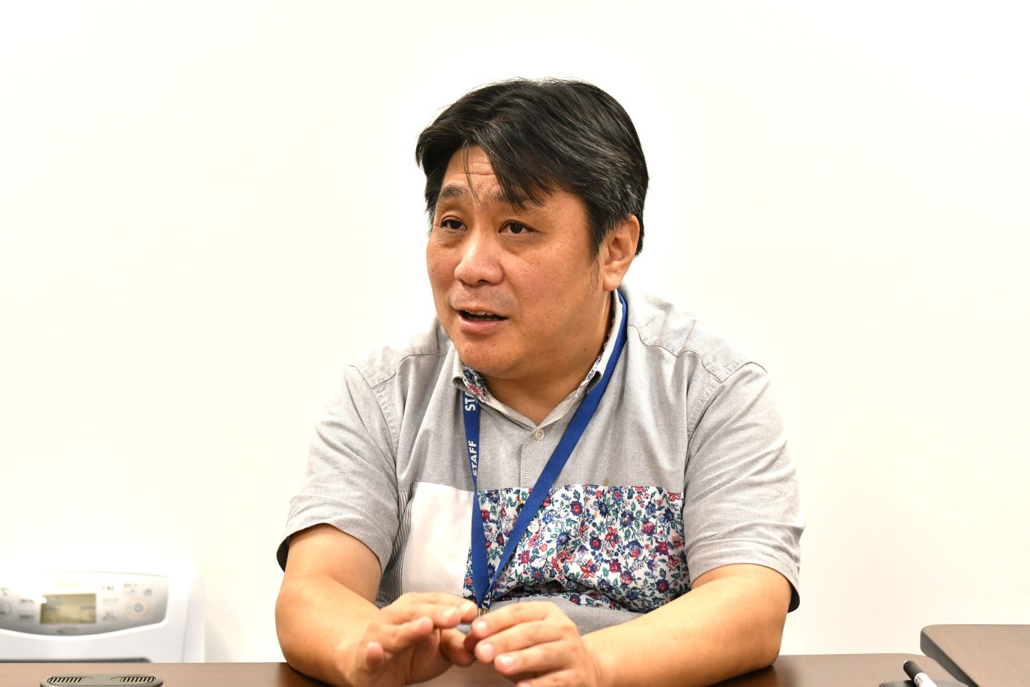 琉球警備保障営業部次長の崎原さん